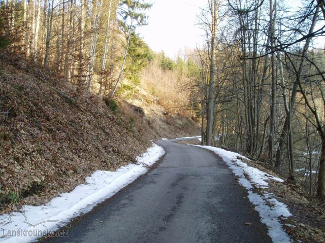 27_Cykliste_Sazavske udoli.jpg